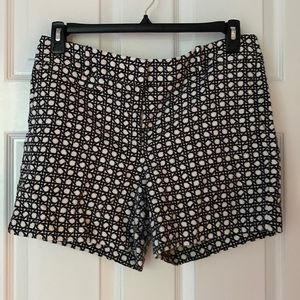 Ann Taylor black and white patterned shorts